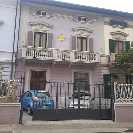 La Villa Dell'Orologio Санта-Кроче-сулл'Арно Екстер'єр фото